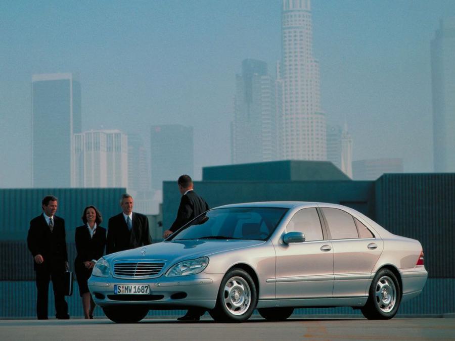  Mercedes-Benz S320 1998 года  (фото 8 из 20)